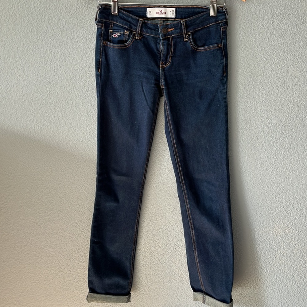 Hollister dark wash jeans size 5R W27 L33. Lightly worn, EUC, super flat… - Picture 2 of 6